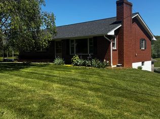 801 Adwolfe Rd, Marion, VA 24354