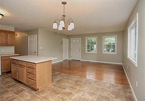 3rd image of 18 Smith Ave