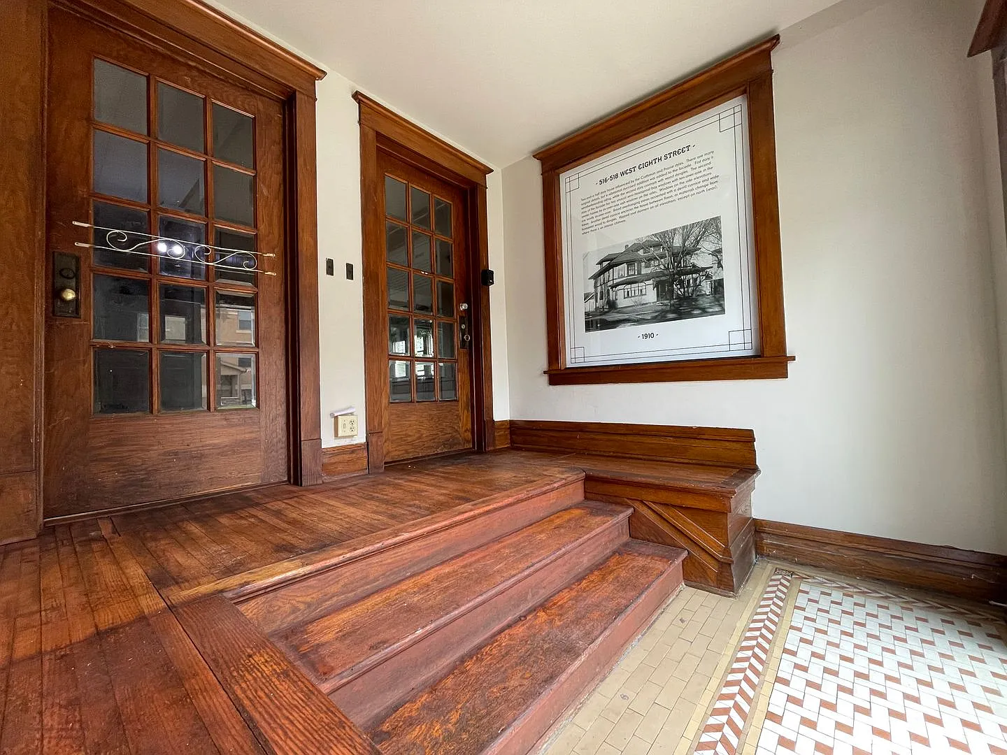 516 W. 8th st. — Photo 2
