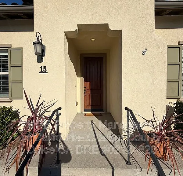 15 Galan St — Photo 3
