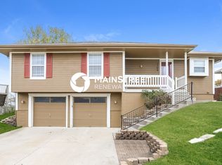 1708 Stasi Ave, Raymore, MO 64083