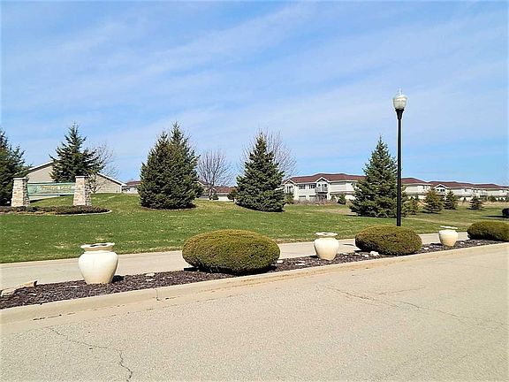3rd image of 1336 Lori Dr Unit 15