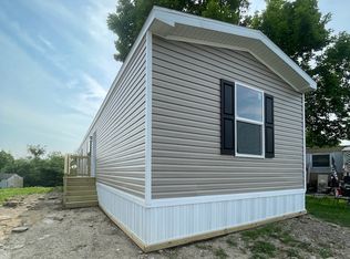 60 Carl Ave LOT E8, Eighty Four, PA