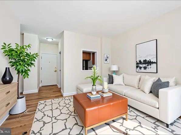 1021 Arlington Blvd APT 240, Arlington, VA 22209