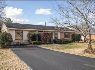 809 Fairlane Cir, Smithville, TN 37166