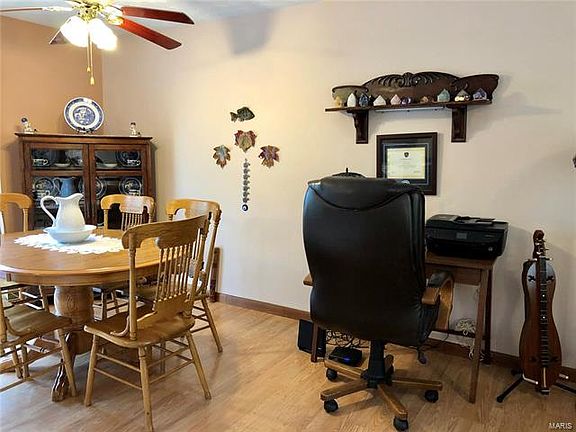 5th image of 617 E Airwood Dr