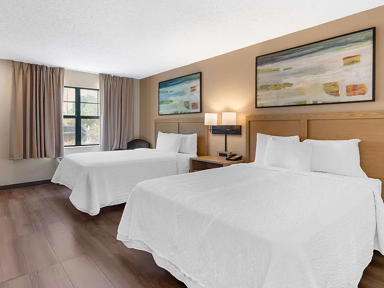 Studio Suite - 2 Queen Beds