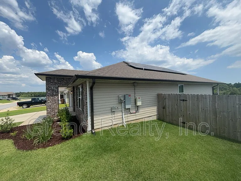 5583 Guinevere Ln — Photo 23