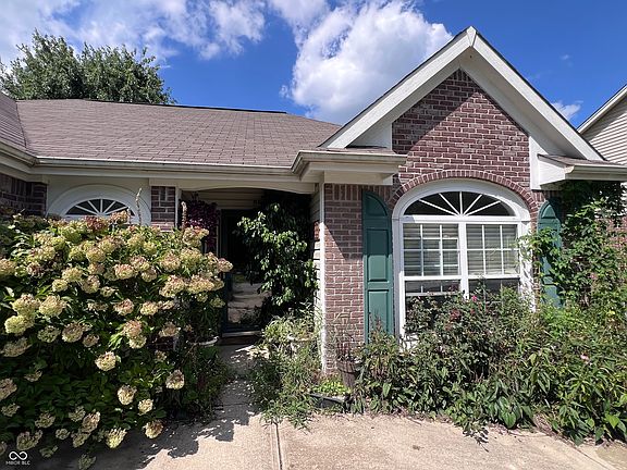 4th image of 938 Angus Ln