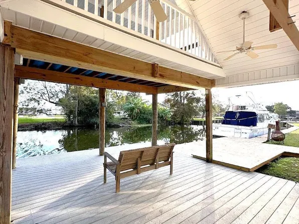 1017 Pauline Ct, Morgan City, LA 70380