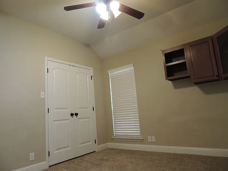 3221 Marksburg Ave — Photo 22