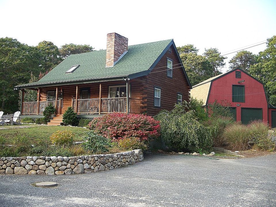 House and 2 car Garage