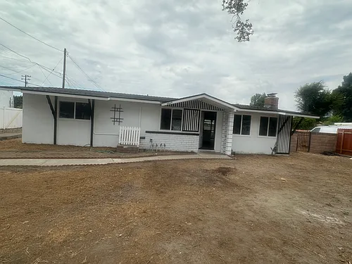 5209 La Madera Ave Photo 1