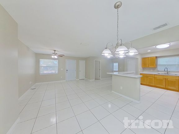 4th image of 111 Sheryl Lynn Dr