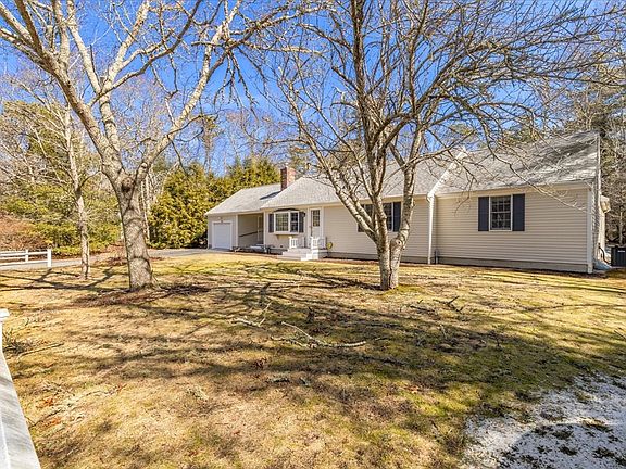 3rd image of 1820 Santuit Newtown Rd