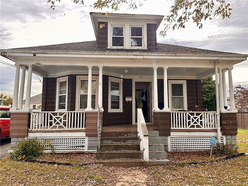 1st image of 15 Oakland Ave