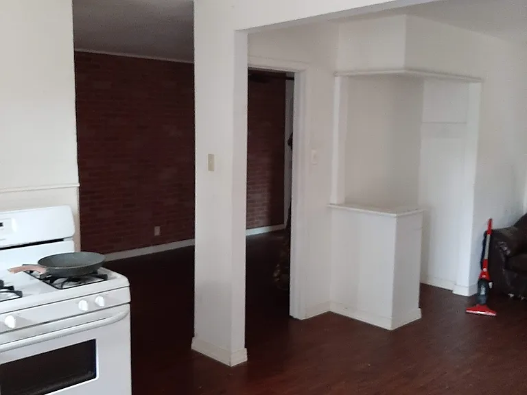 315 S Olive St #6 — Photo 11