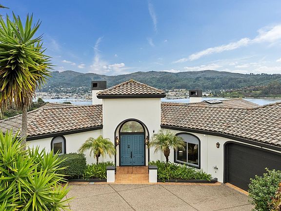 2nd image of 117 Chapel Dr