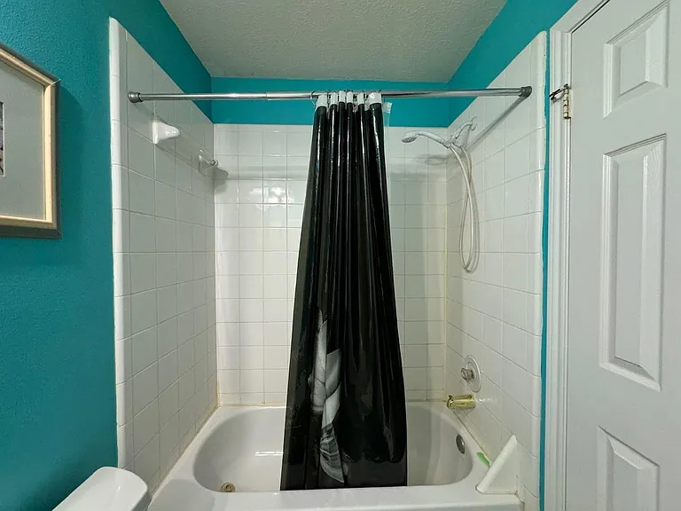 9303 Bent Spur Ln — Photo 33