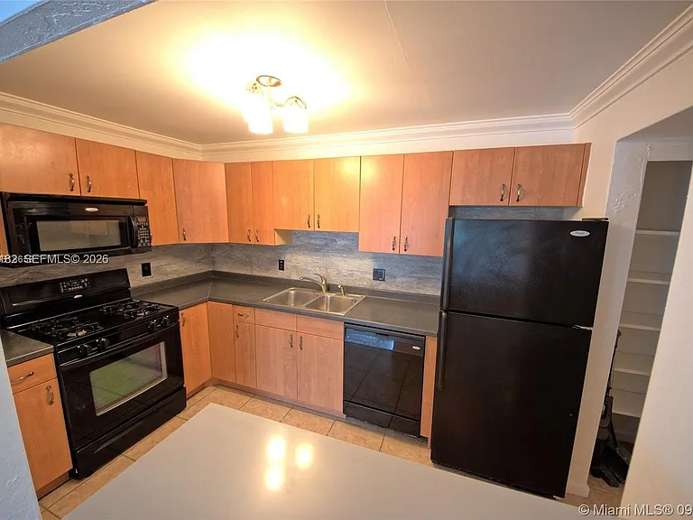 6900 N Kendall Dr #A209 — Photo 4