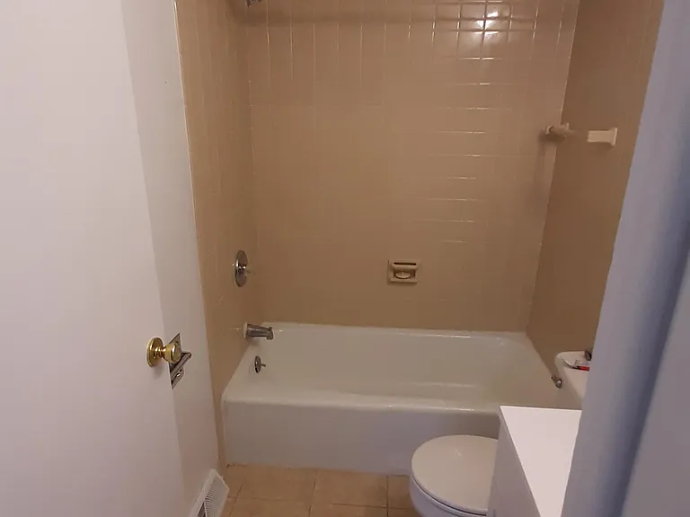 1501 Pennsylvania Ave #7 — Photo 10
