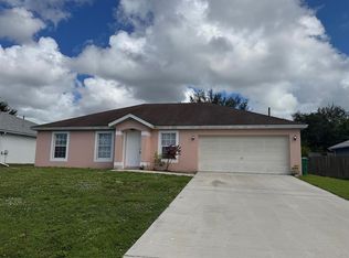 3825 SW Kakopo St, Port Saint Lucie, FL 34953