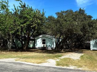 112 S Kossuth St, Rockport, TX 78382