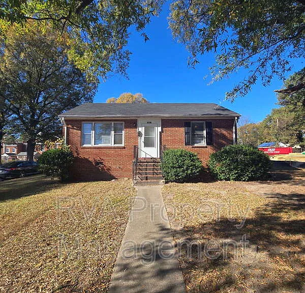 3081 Maury St — Photo 2