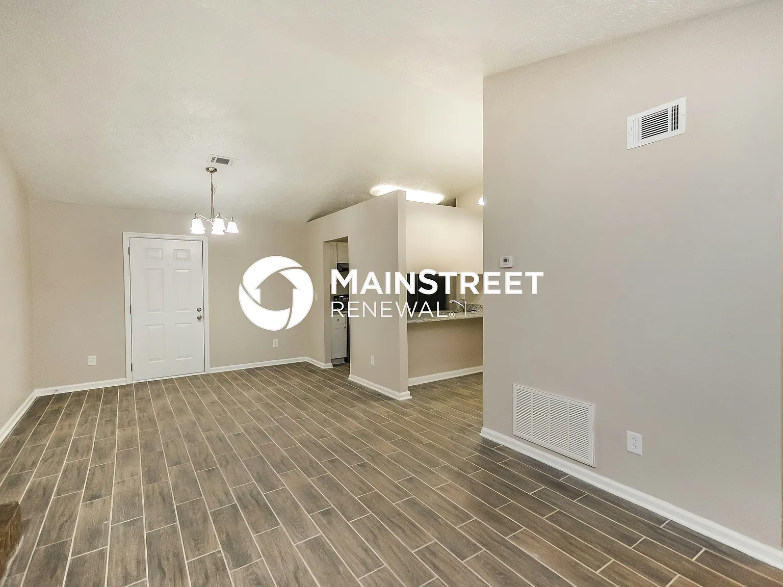 6096 Creekford Dr — Photo 4