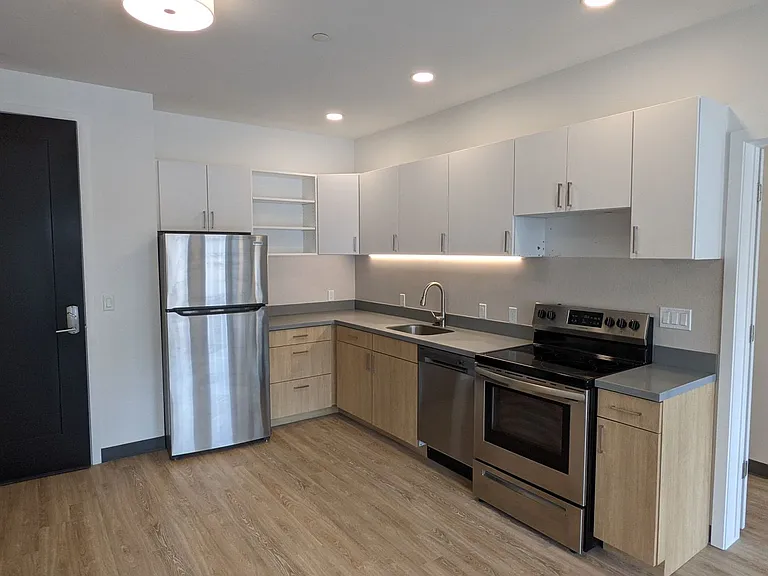 Lumen Residences — Photo 36
