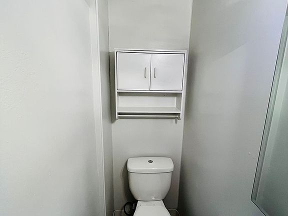 4th image of 838 Union St APT 4