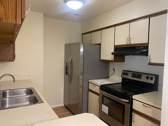 4th image of 566 Candle Ln APT 203