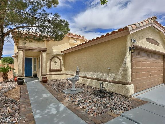 2nd image of 7040 Desert Clover Ct