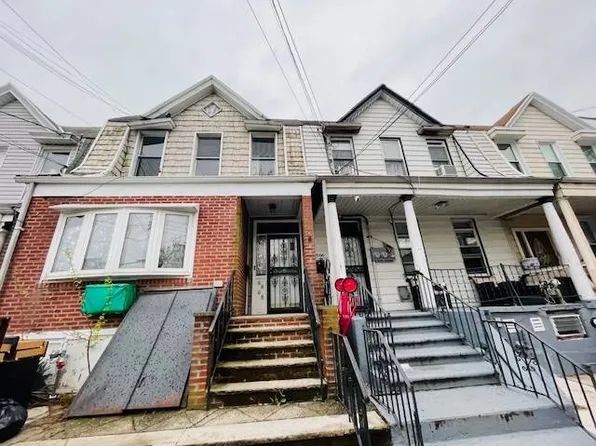 6868 76th St, Middle Village, NY 11379