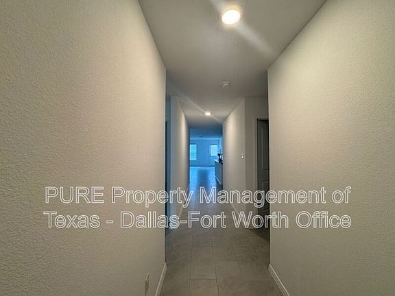 2nd image of 2929 Dora Dr