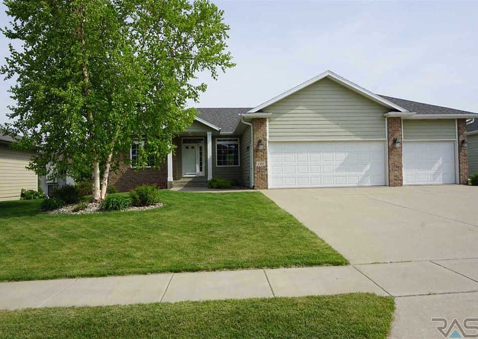 1st image of 708 W Quail Creek Cir