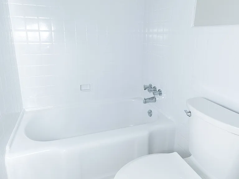 253 Leming Ave #4 — Photo 3