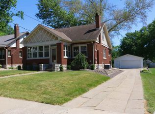 2230 Elm St, Quincy, IL 62301