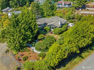 20 Navigator Ln, Port Ludlow, WA 98365