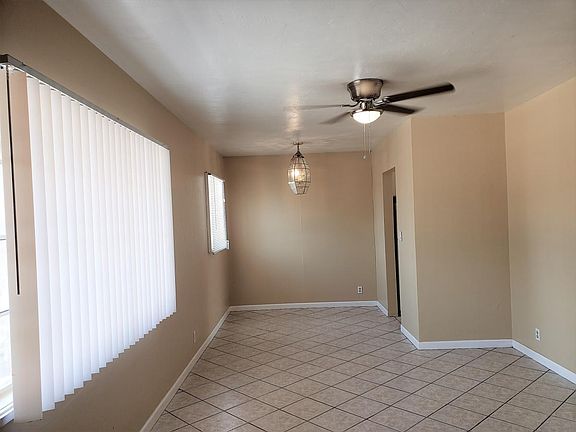 4th image of 1617 E 1st Pl