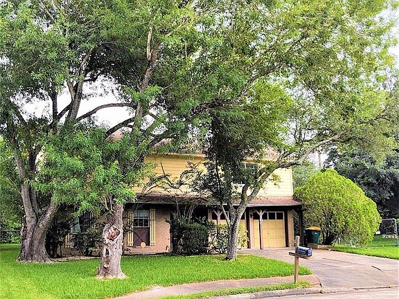 2nd image of 2706 Shady Creek Dr