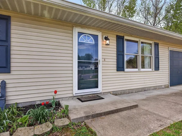 433 S Tulip Tree Ct, Ellettsville, IN 47429