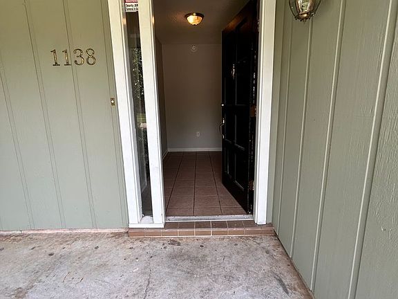 3rd image of 1138 Brookhollow Dr