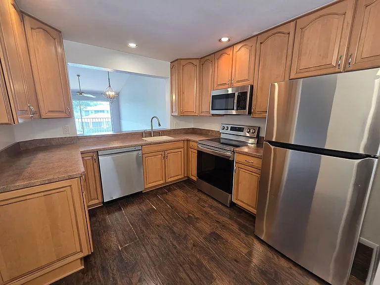 1357 Churchill Cir #G-202 — Photo 10