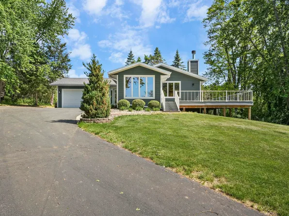 810 Rosemary Ln, Baraboo, WI 53913