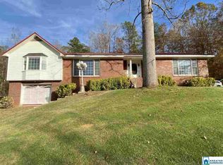 1016 Lake Robin Cir, Munford, AL 36268