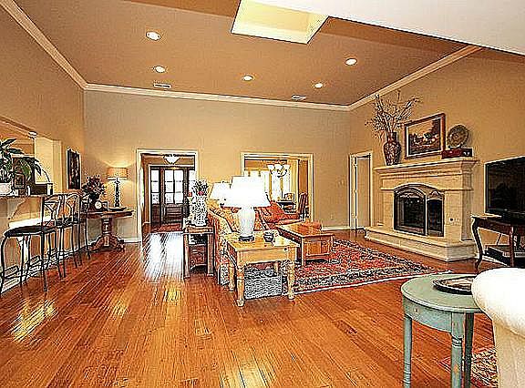 4th image of this home
