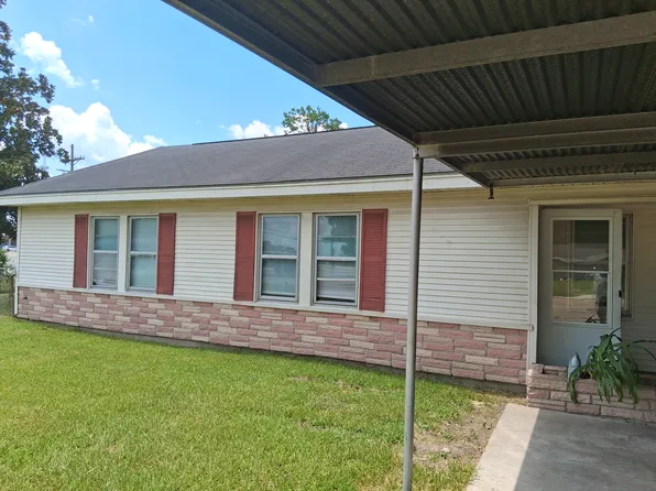 3990 Russell Dr #A, Beaumont, TX 77703
