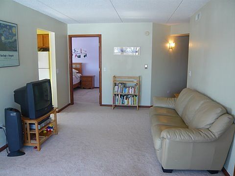 1st image of 5360 N Lowell Ave APT 403