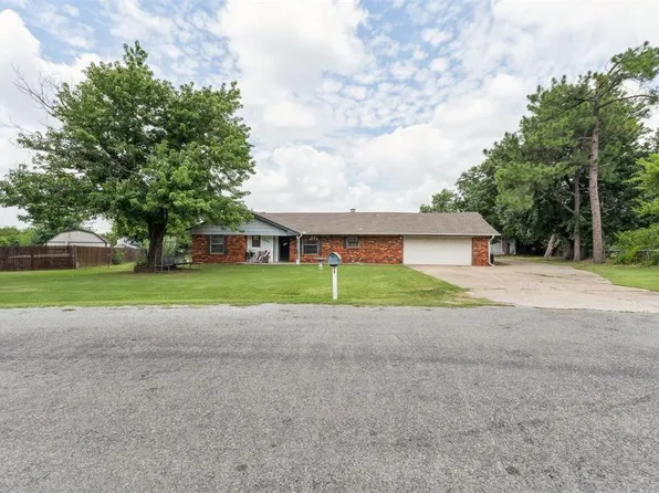 15325 Arrowhead Dr, Yukon, OK 73099